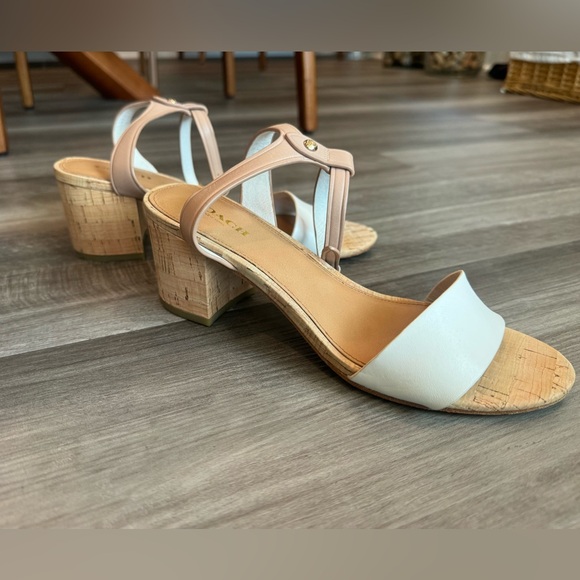 ❤️ELEGANT Coach Heels with Rainbow Charm on Strap - Picture 3 of 10